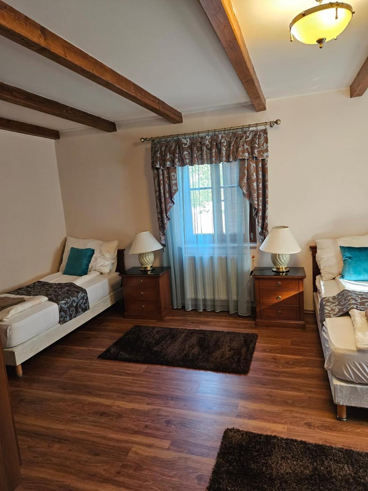 Toroes Panzio Bed & Breakfast Szabolcs Exterior photo